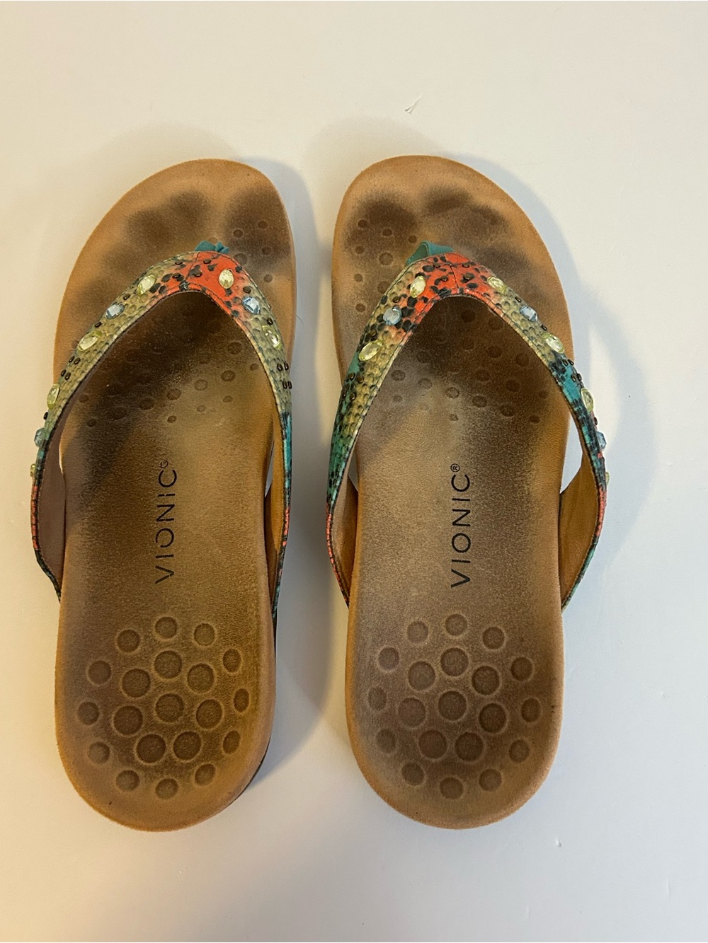 Vionic Multicolor Snake pattern Sequin Thong Sandals - Brown Footbed